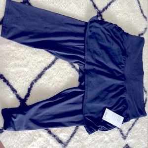 NWT Athleta Elation 2 - N - 1 Capri